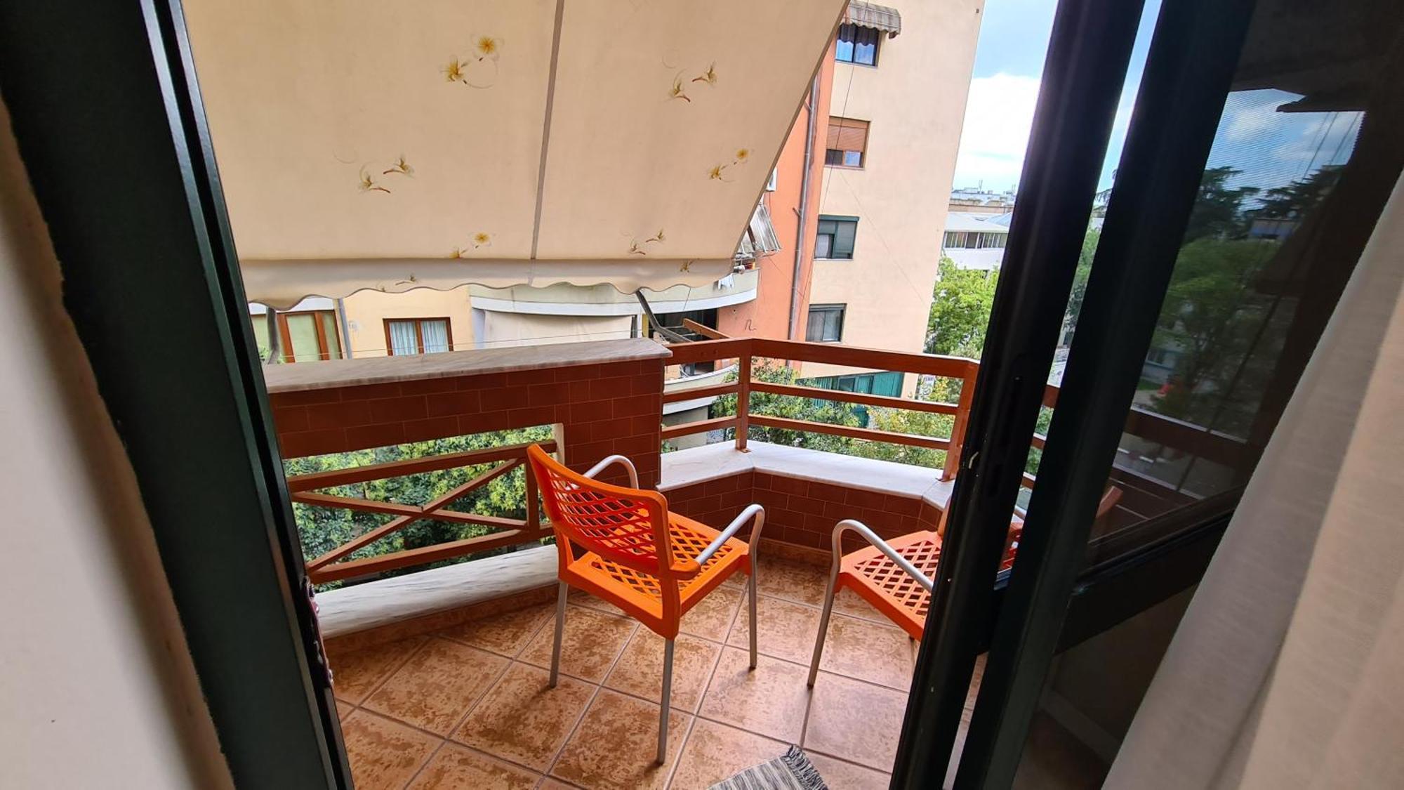 Family-Friendly Apt At 21 Dhjetori W/Self Check-In Тирана Экстерьер фото