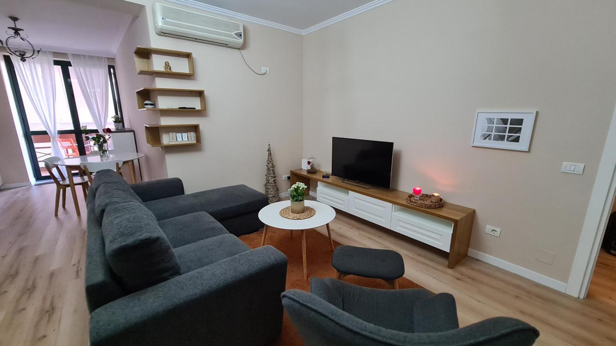 Family-Friendly Apt At 21 Dhjetori W/Self Check-In Тирана Экстерьер фото